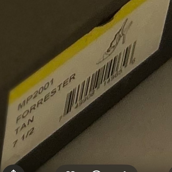 Badgley Mischka Gold Heels - Picture 2 of 3